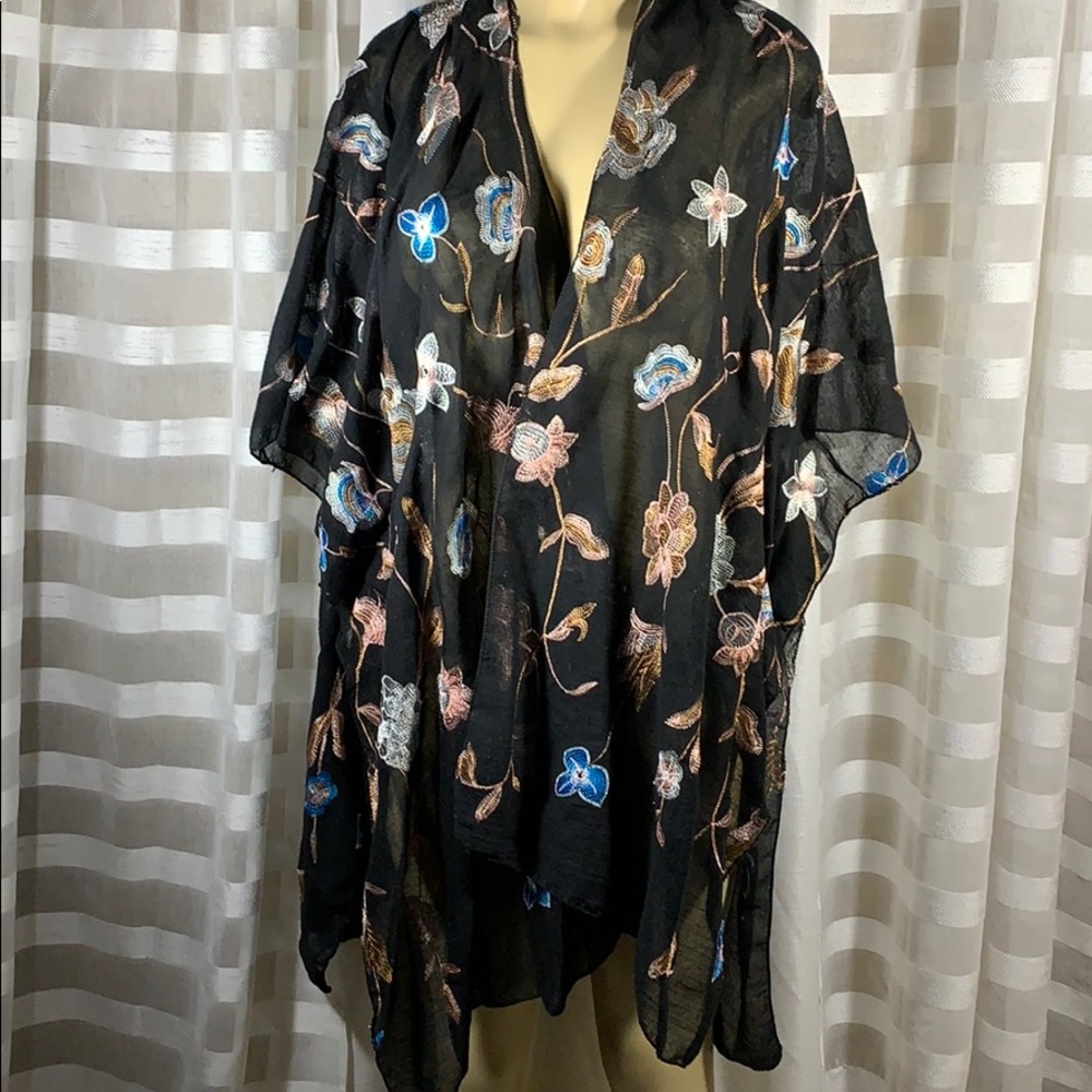 Avenue, Ladies cover up